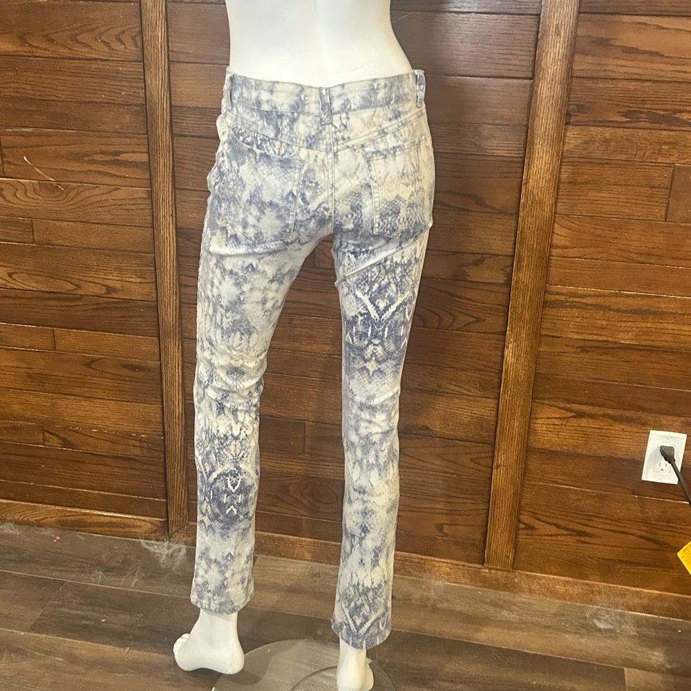 Parasuco. Snakeskin look. 29 x 32. Stretch. Women's Blue Patterned Jeans - Picture 3 of 6